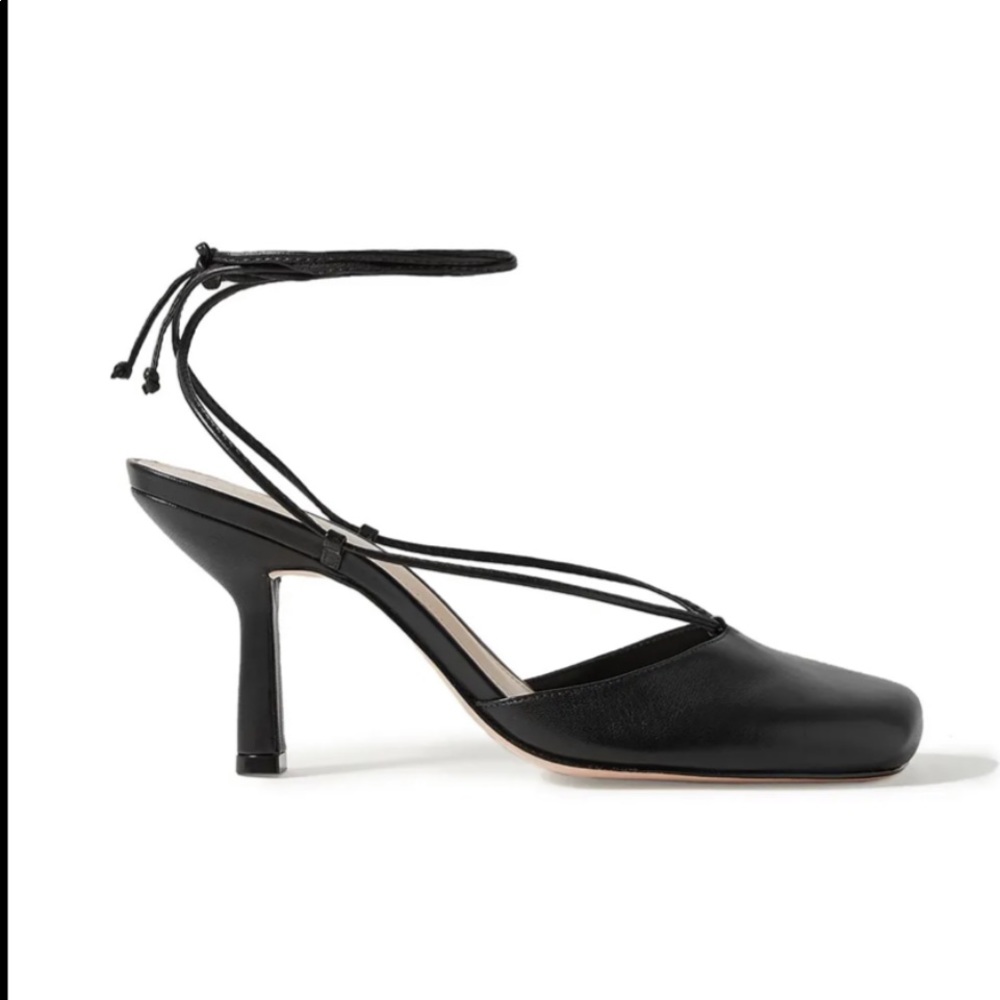 Porte & Paire Square Toe Lace Up Pump- Worn Once!